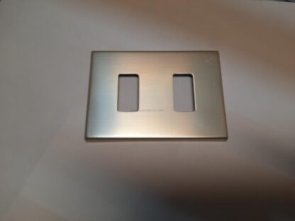BTI503/12X Placca 2 posti alluminio serie magic