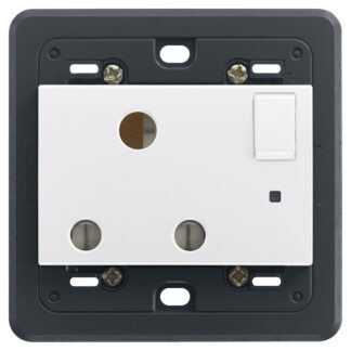 VIW20217.L.B Presa 2P+T 15A inglese interr. bianco