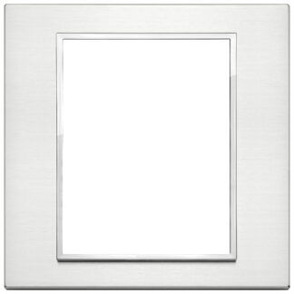 VIW21668.01 Placca 8M alluminio brillante