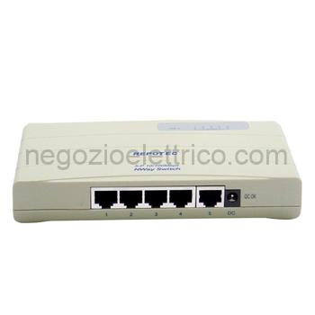 FME24803 Switch desktop 5P 10/100Mbps