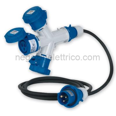 MST24MP3317 Moltipl.3 Uscite 2P+T 16A 240V IP67 c/Ca