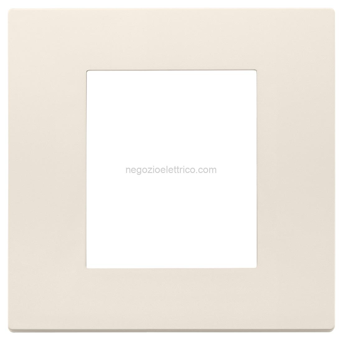 VIW30642.01 Placca 2M canapa