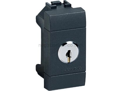BTIL4022 living int - deviatore 1P 16A a chiave - immagine 3