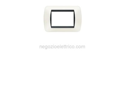 BTIL4803PB living int.- placca 3P plastica bianco s.